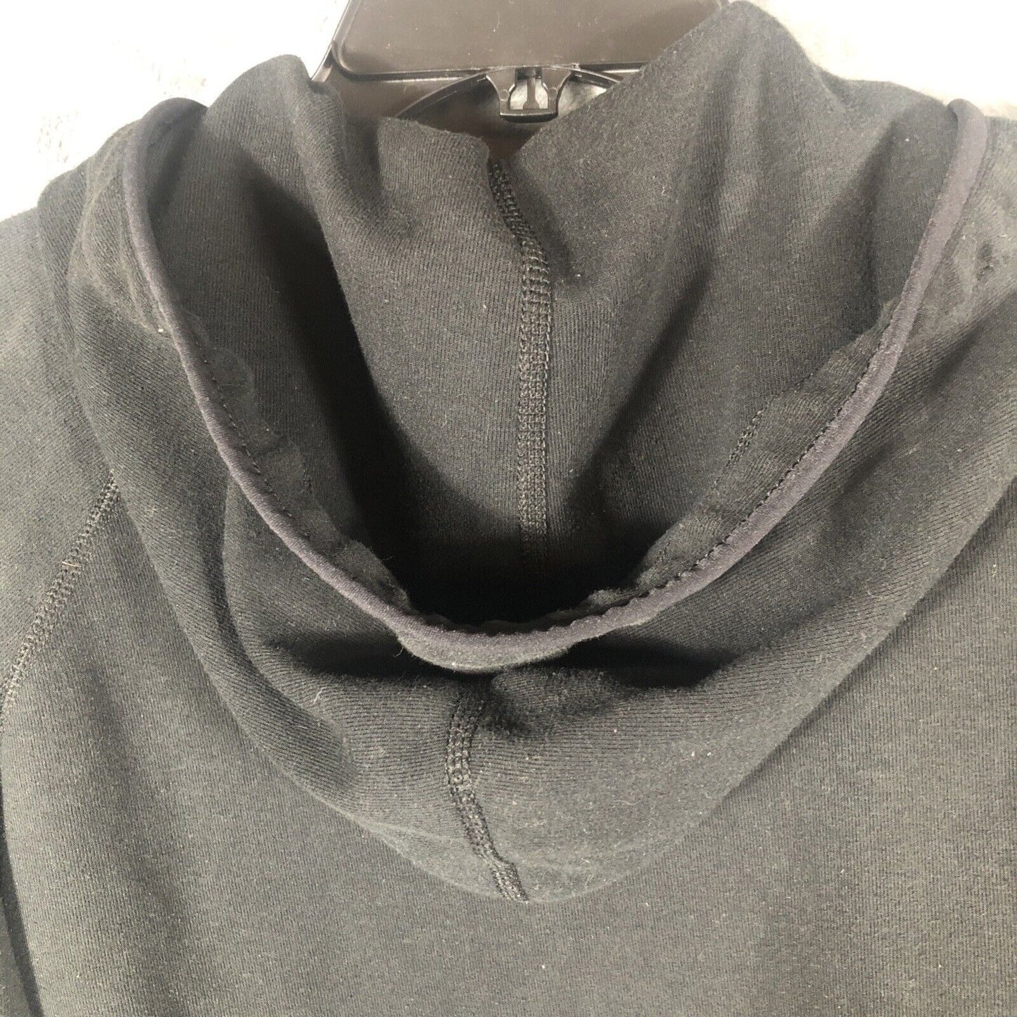 American Eagle Sweater Men’s Black Zip Up Hoodie Sweatshirt Super Soft