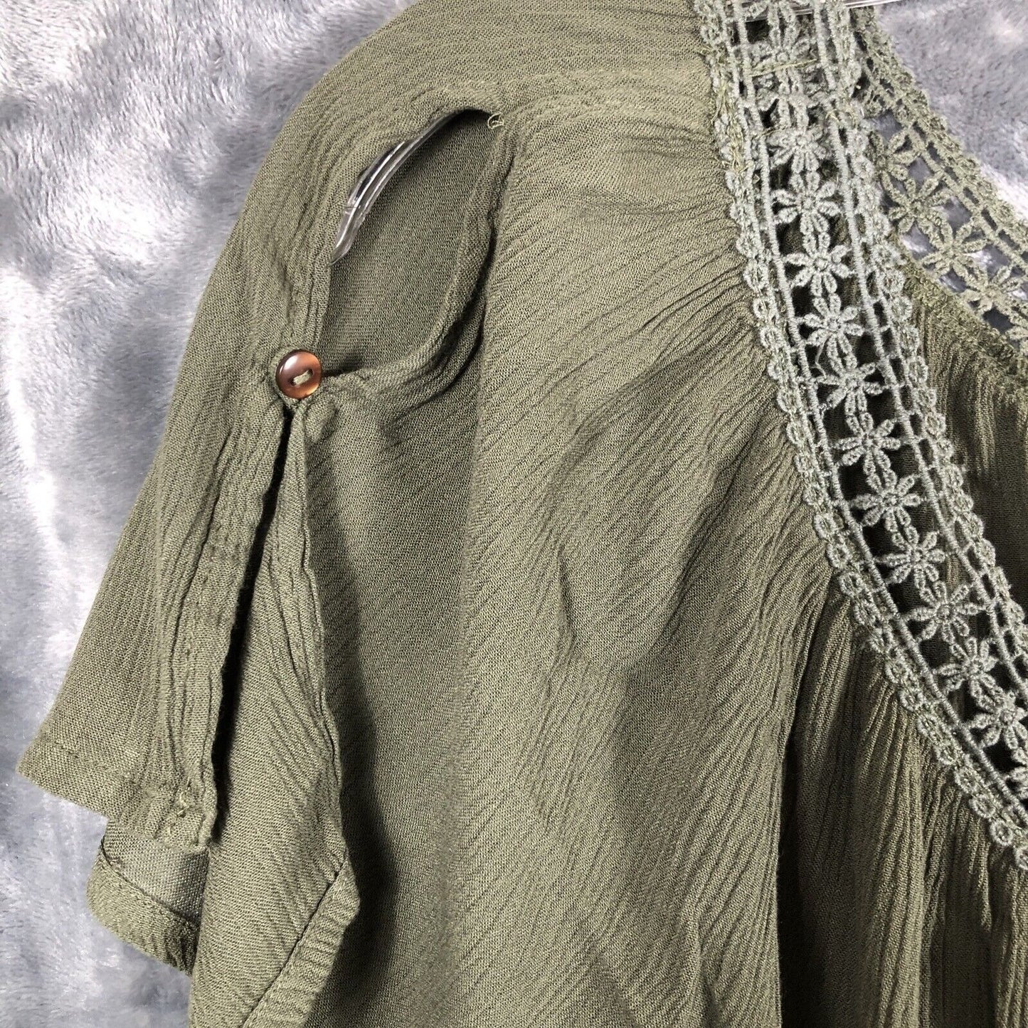 Westport 1962 Ladies Size M , Button Details On Sleeve