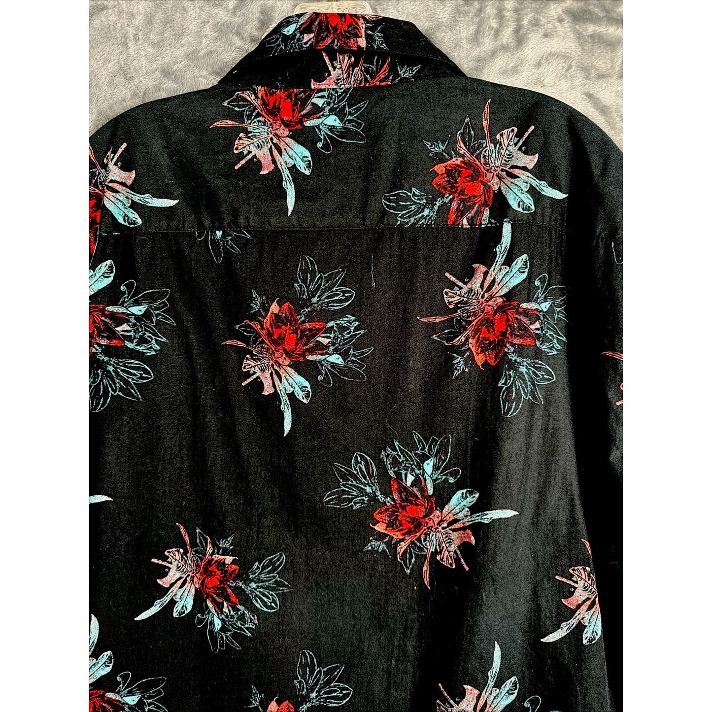 Tony Hawk Men’s Floral Hawaiian Shirt Button Up Black