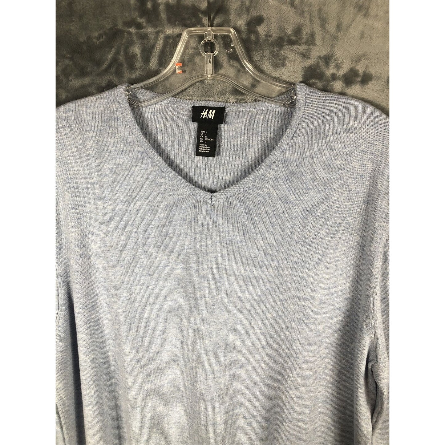 H&M Men’s Sweater Pull Over V-Neck Light Blue Long Sleeves Adult Large