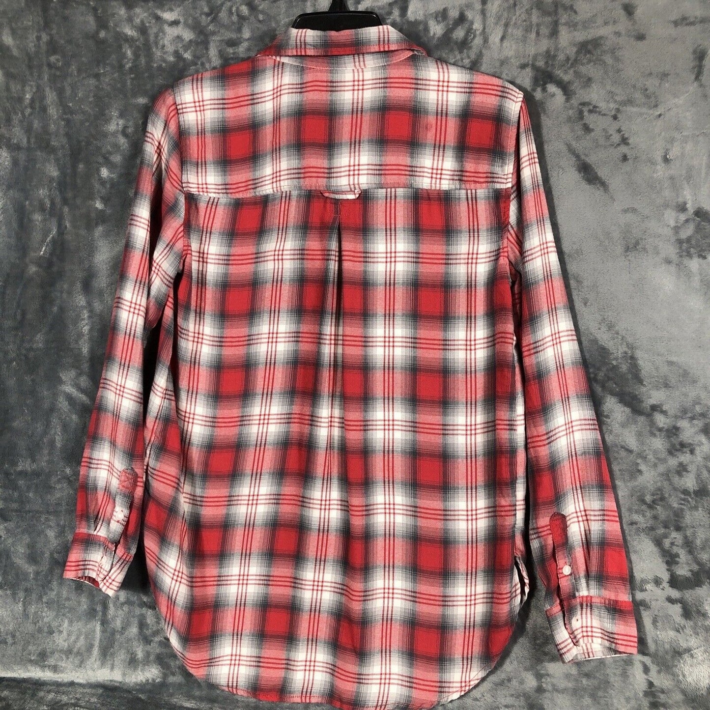 American Eagle Womens Red Plaid Long Sleeve Amazingly Soft Button Up Size M