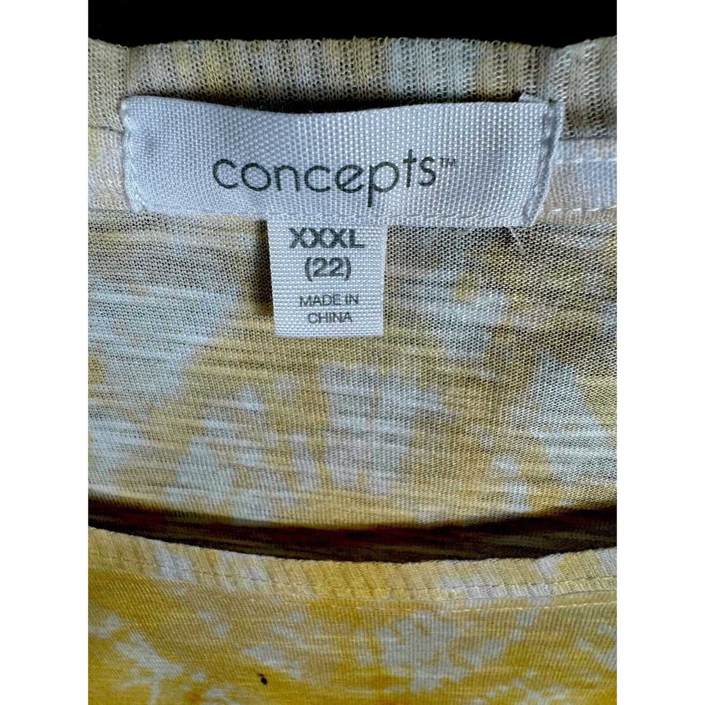 Concepts Women's Size 3X (22) Multicolor Tie Dye Accented Flutter Sleeve Top