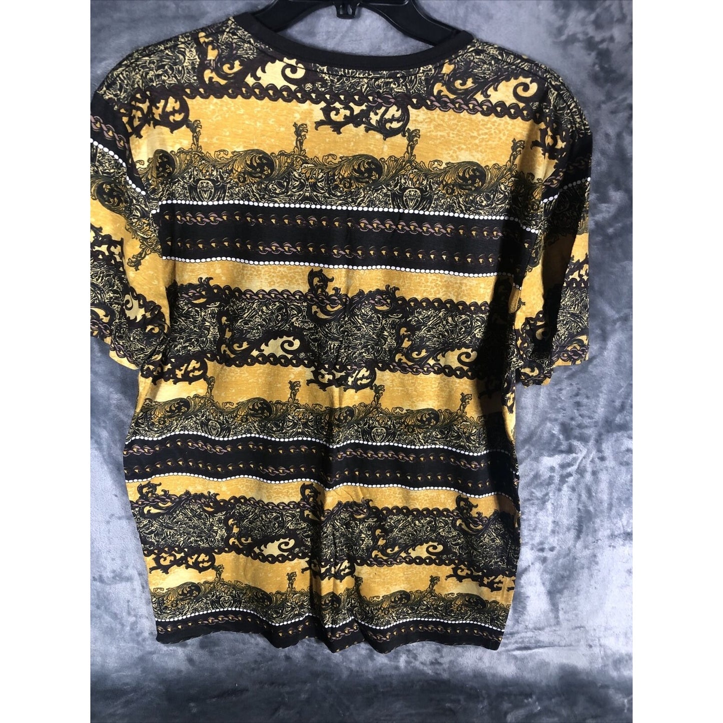 21 Men Black/Gold Shirt Adult Size Large New Tee Shirt Top