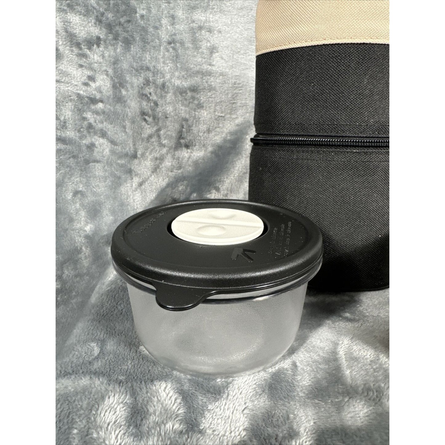 Tupperware Insulated Lunch Bag Zippered Tote Small Cylinder Black & Beige
