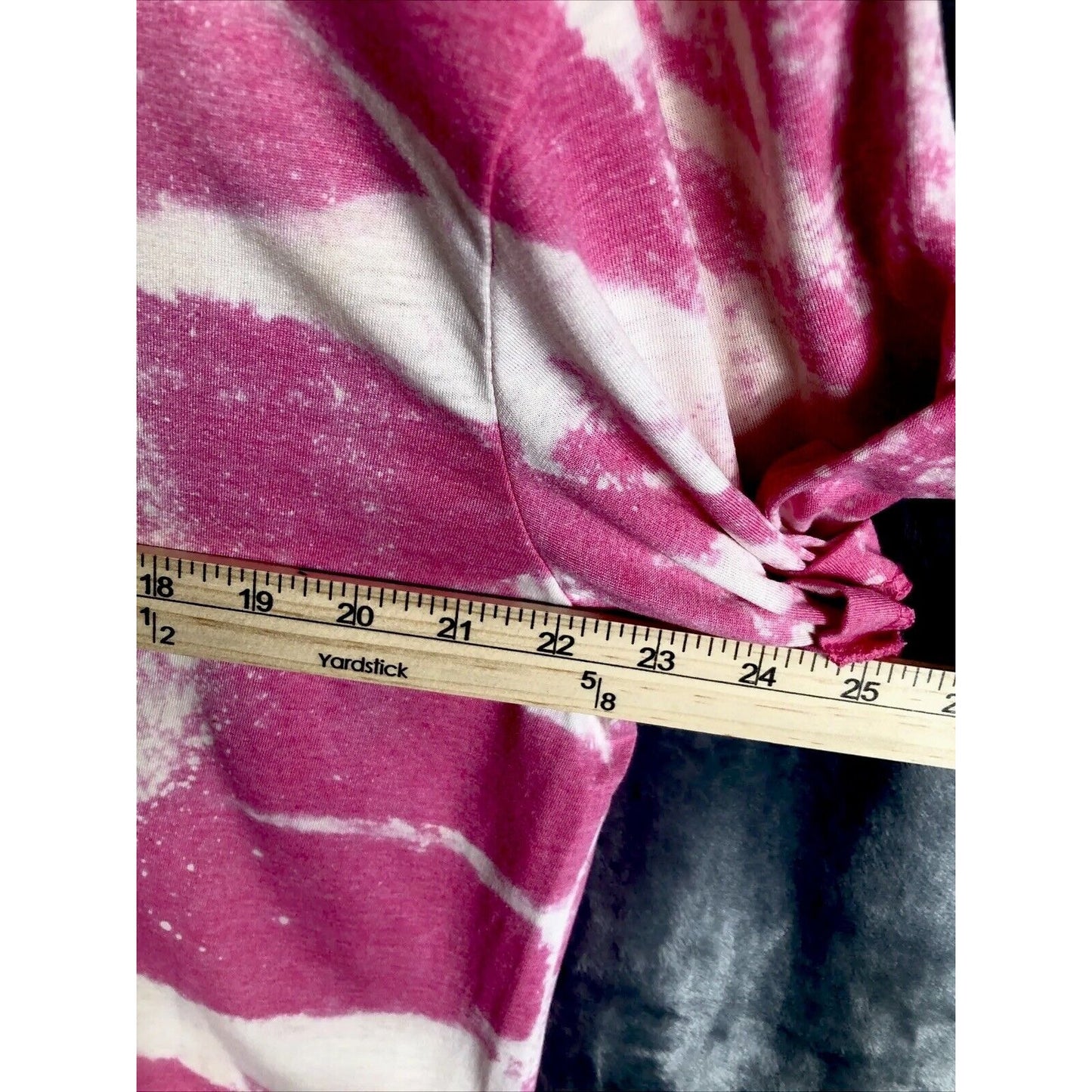 Be Kind Tye-Dyed Bleached Women’s T-Shirt Pink Inspirational Size Extra Large