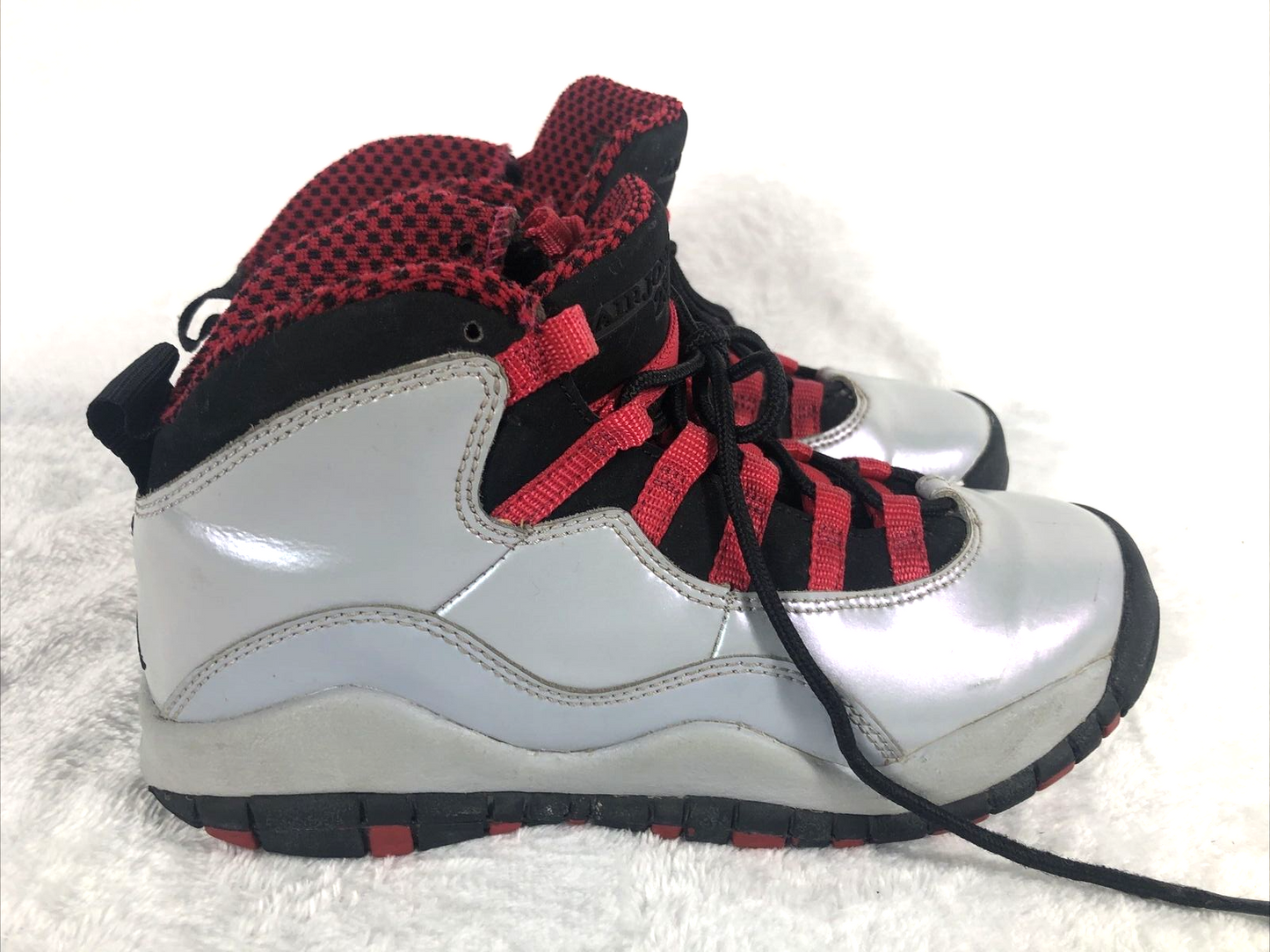 Air Jordan Boys Shoes Gray Sneakers Size 4 Youth