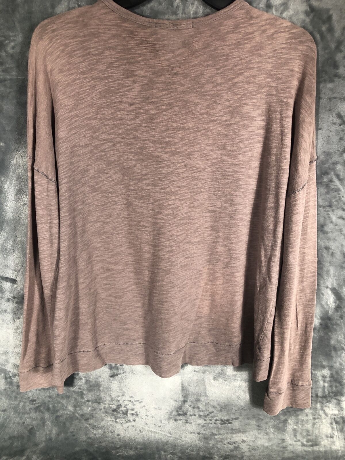 500 Denim Woman’s Short Pull Over Round Neck Size Medium Long Sleeves Sweater