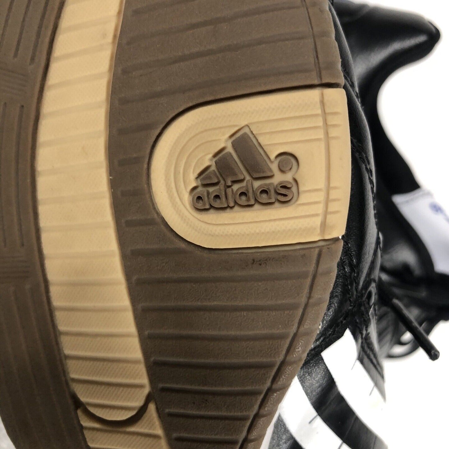 ADIDAS Men’s Shoes Black / White ATHLETIC Indoor Soccer Shoes Adult Size 7.5