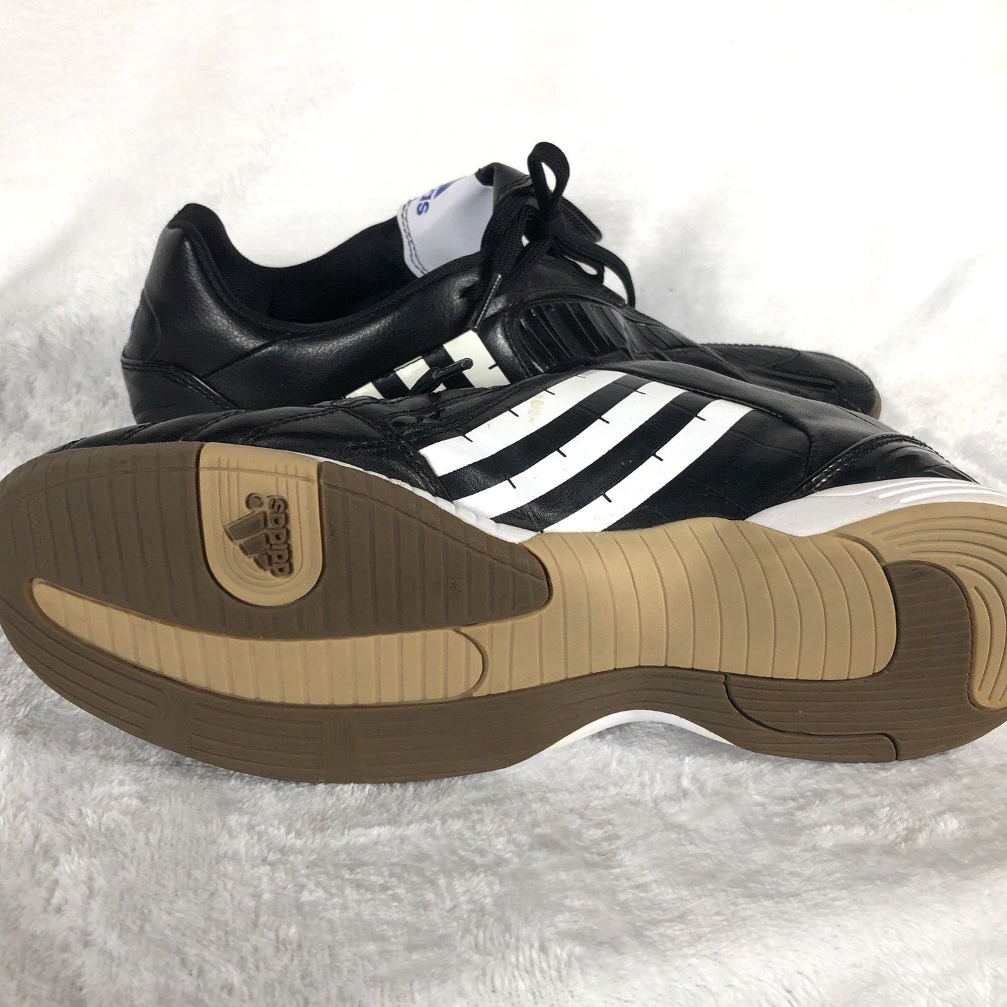 ADIDAS Men’s Shoes Black / White ATHLETIC Indoor Soccer Shoes Adult Size 7.5