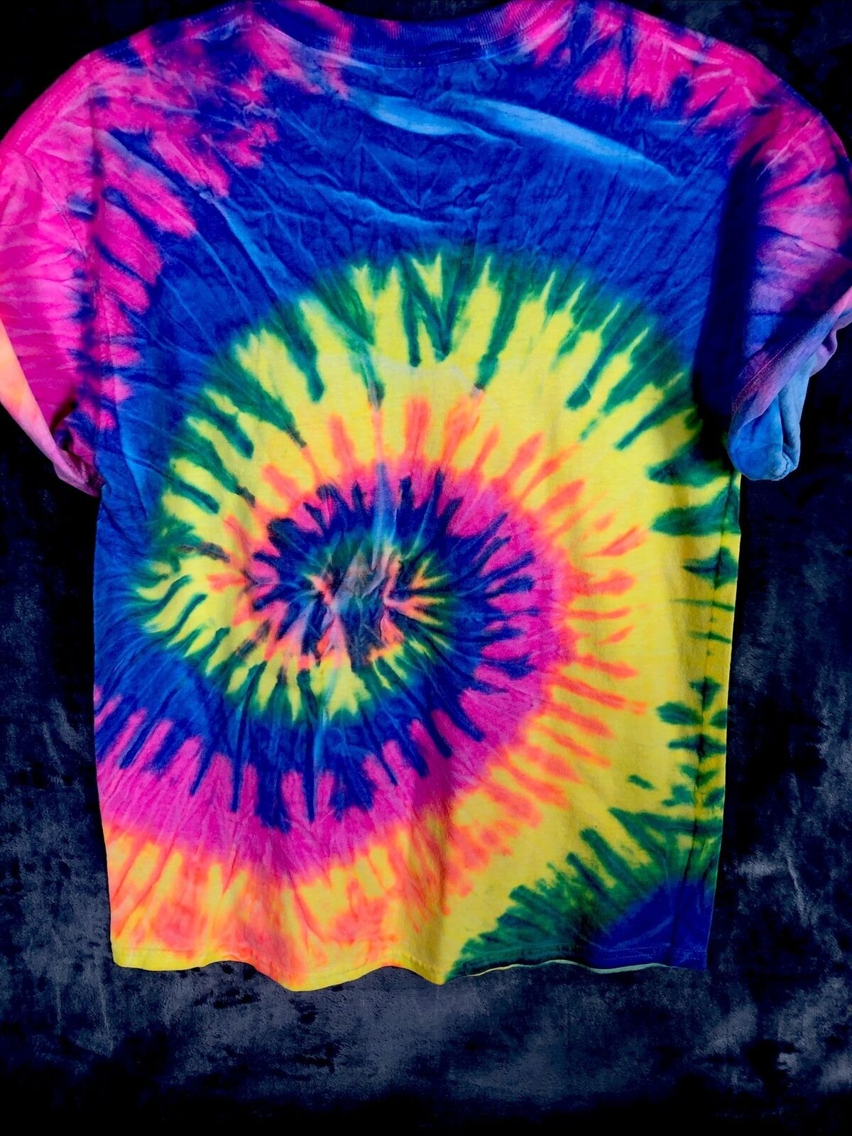 Unisex Tie-Dyed Hippie Swirl Arizona T-Shirt Size Adult Medium