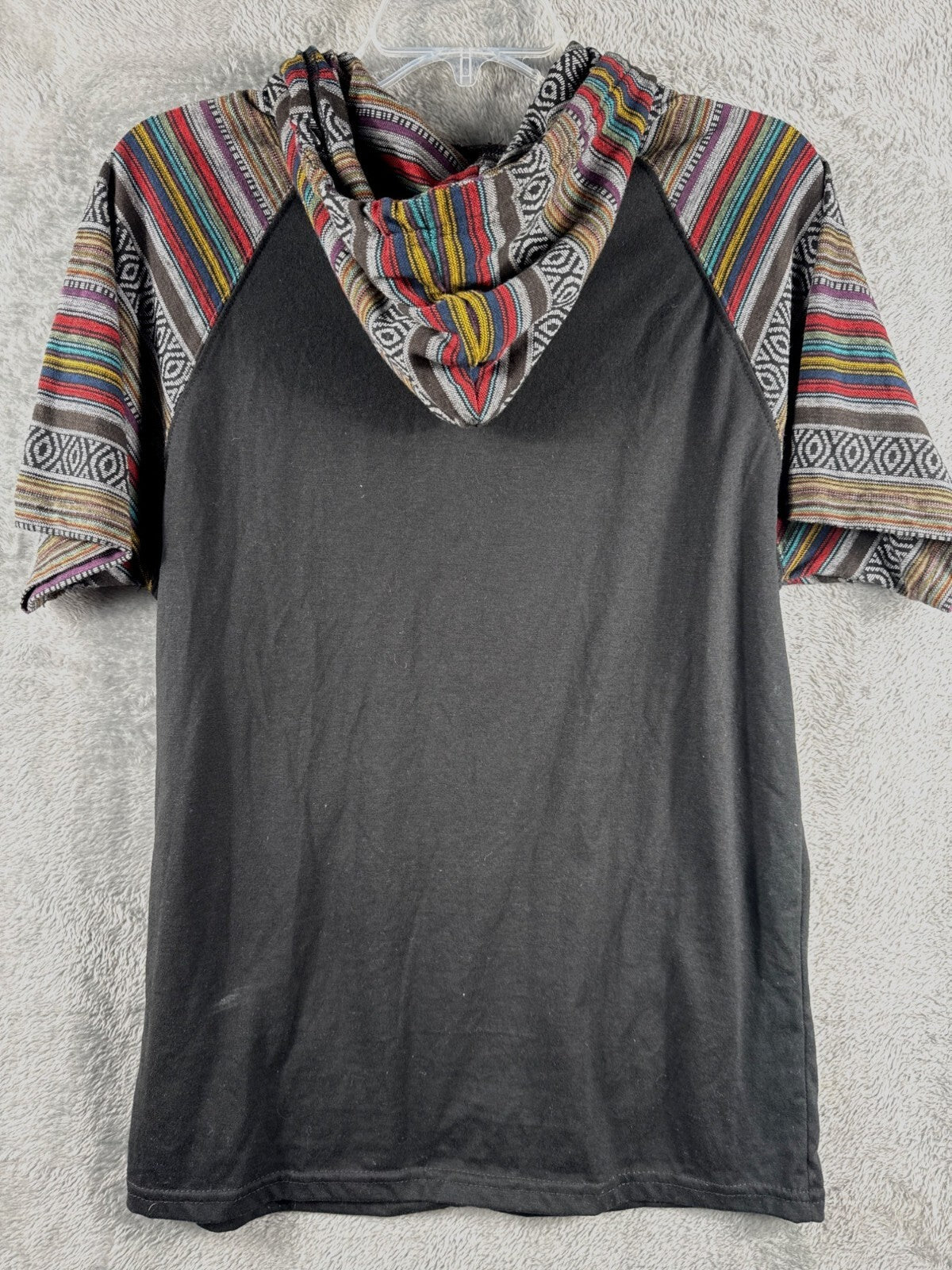 Beautiful Giant Mens Shirt Black Hoodie With Aztec Print Raglan Sleeves Size M