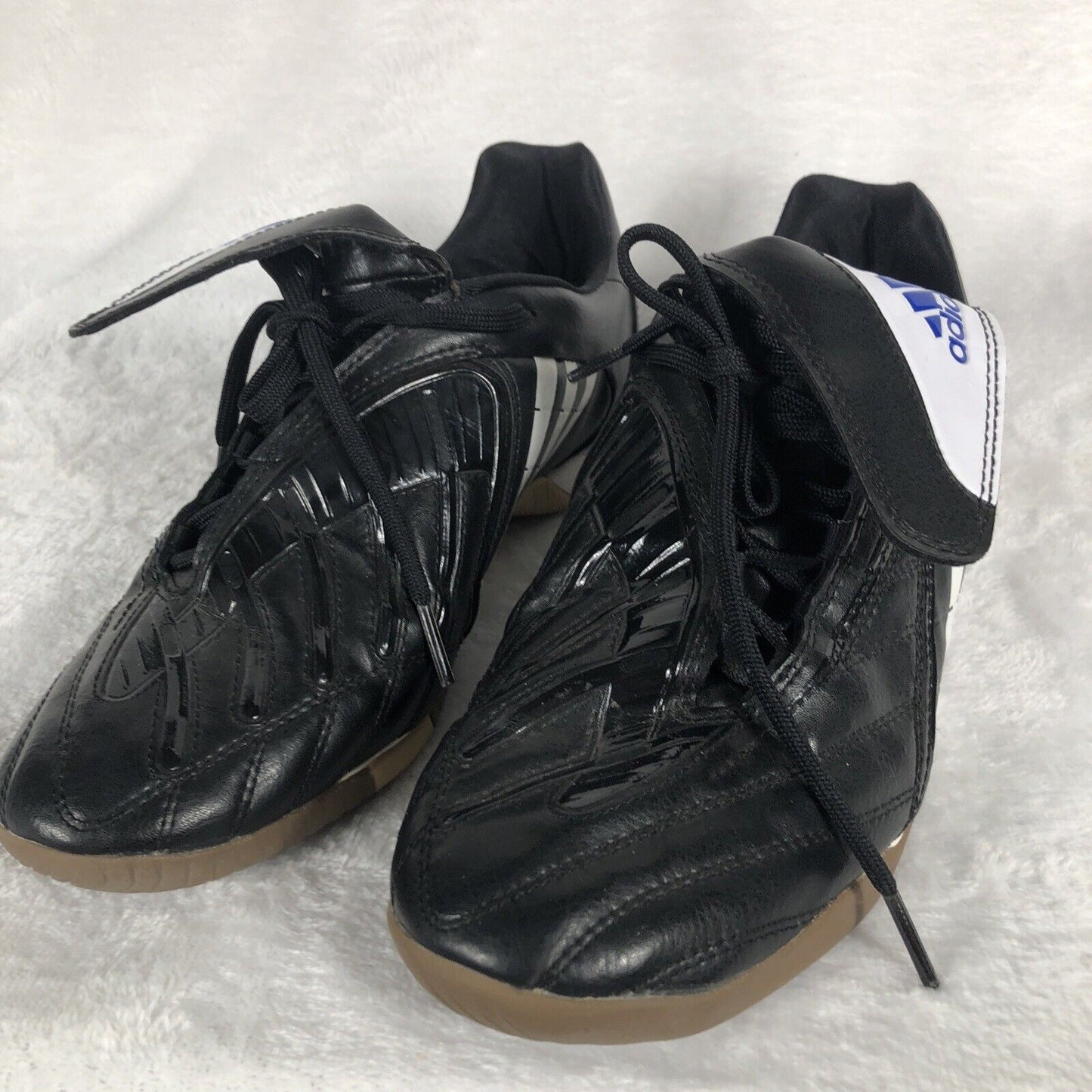 ADIDAS Men’s Shoes Black / White ATHLETIC Indoor Soccer Shoes Adult Size 7.5
