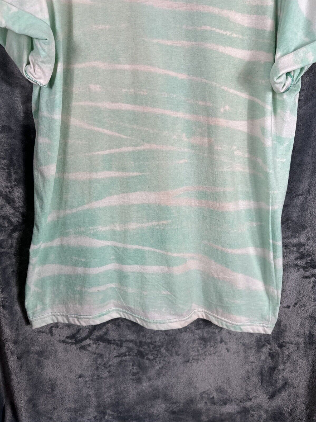 Women’s T-shirt extra large think outside the box sharp