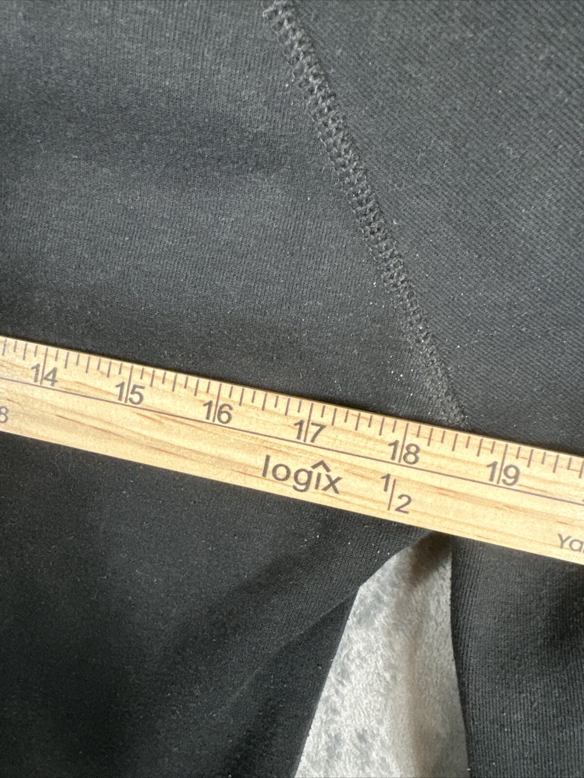 American Eagle Sweater Woman's Black Zip Up Hoodie Sweatshirt Super Soft