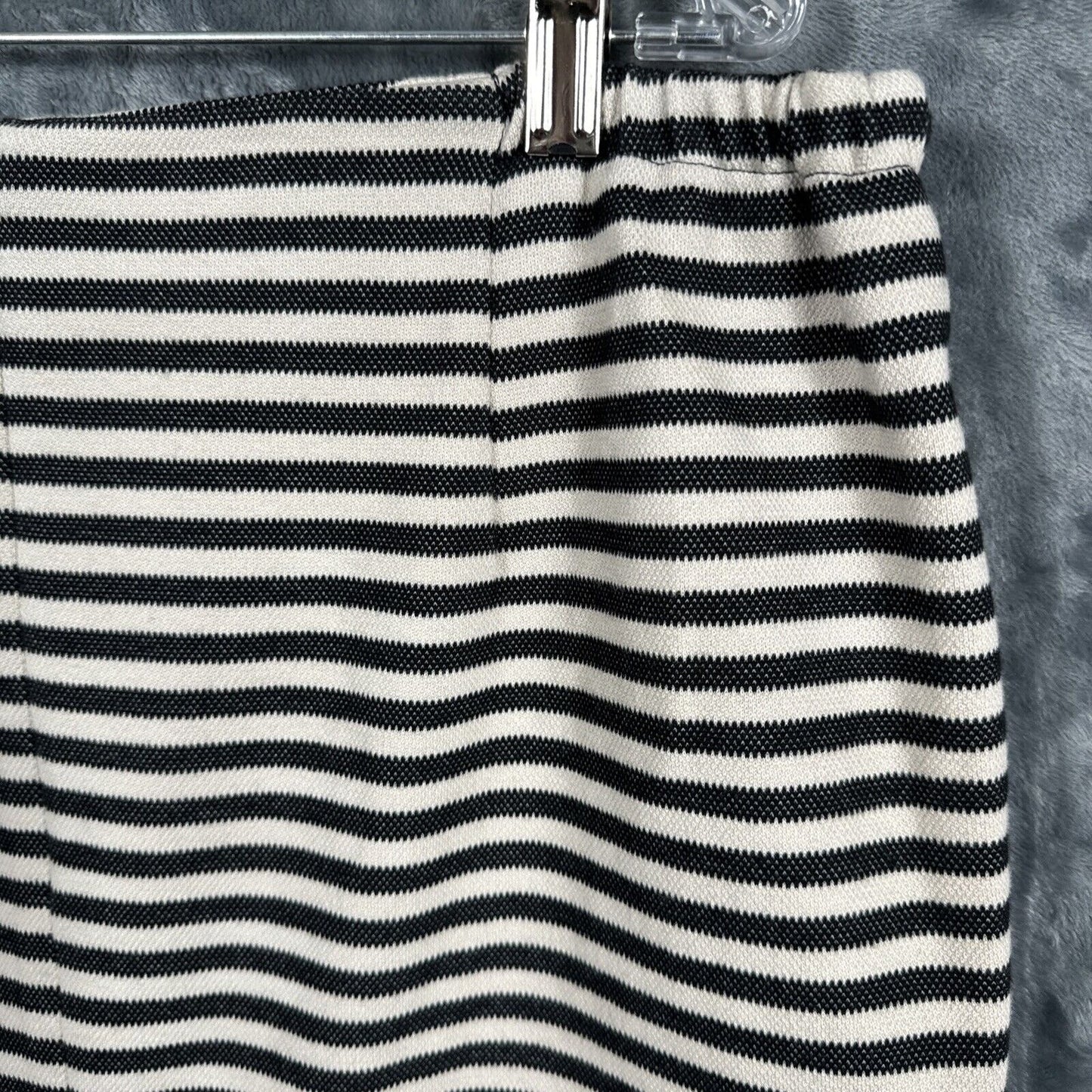 Talberts Skirt Woman’s Stripped Black & white Size 14 W Black & White Striped Pe