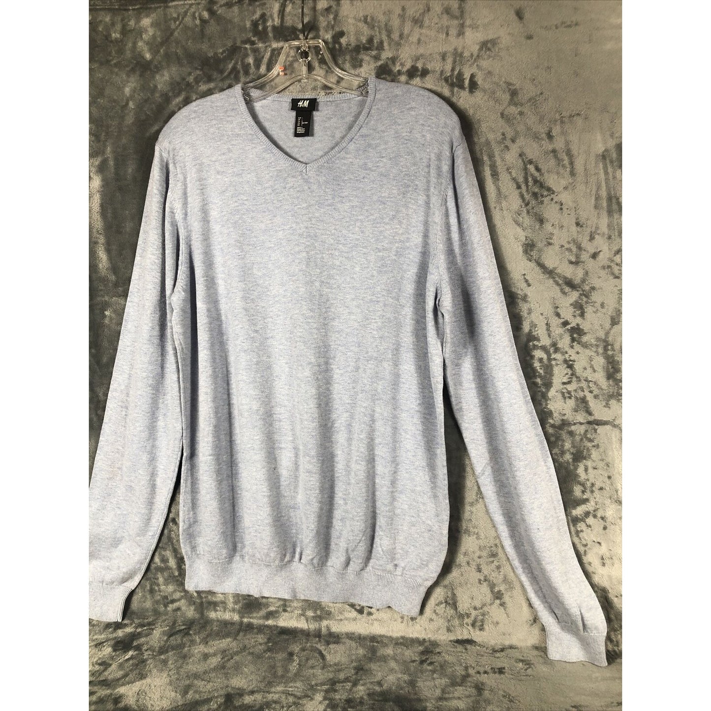 H&M Men’s Sweater Pull Over V-Neck Light Blue Long Sleeves Adult Large