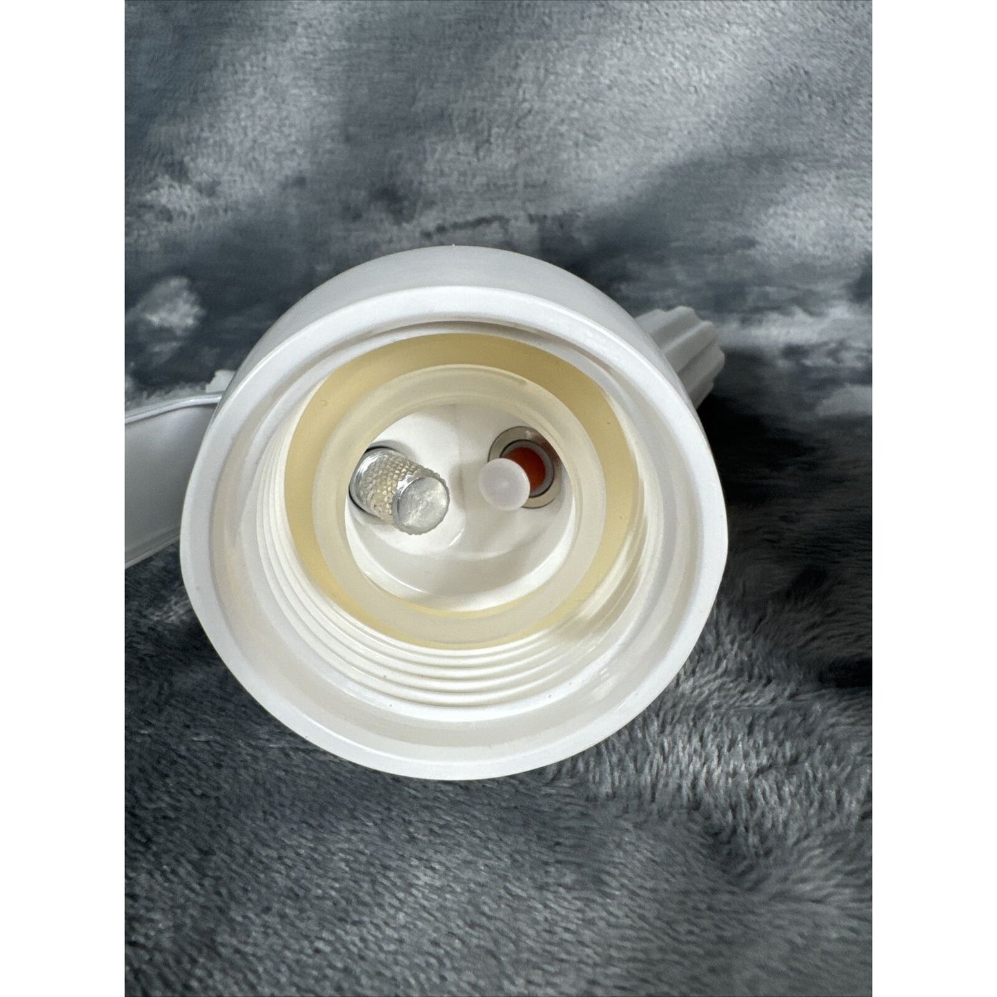 Whipped Cream Dispenser Durable Aluminum Red Foam Whipper 1 Pint