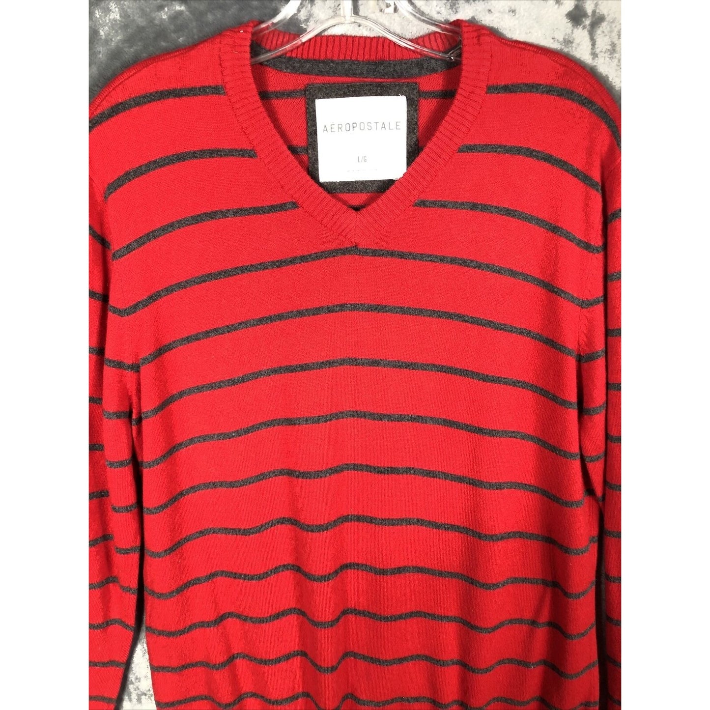 Aeropostale Sweater Men’s Adult Large Red And Gray Striped V-Neck Pullover A87