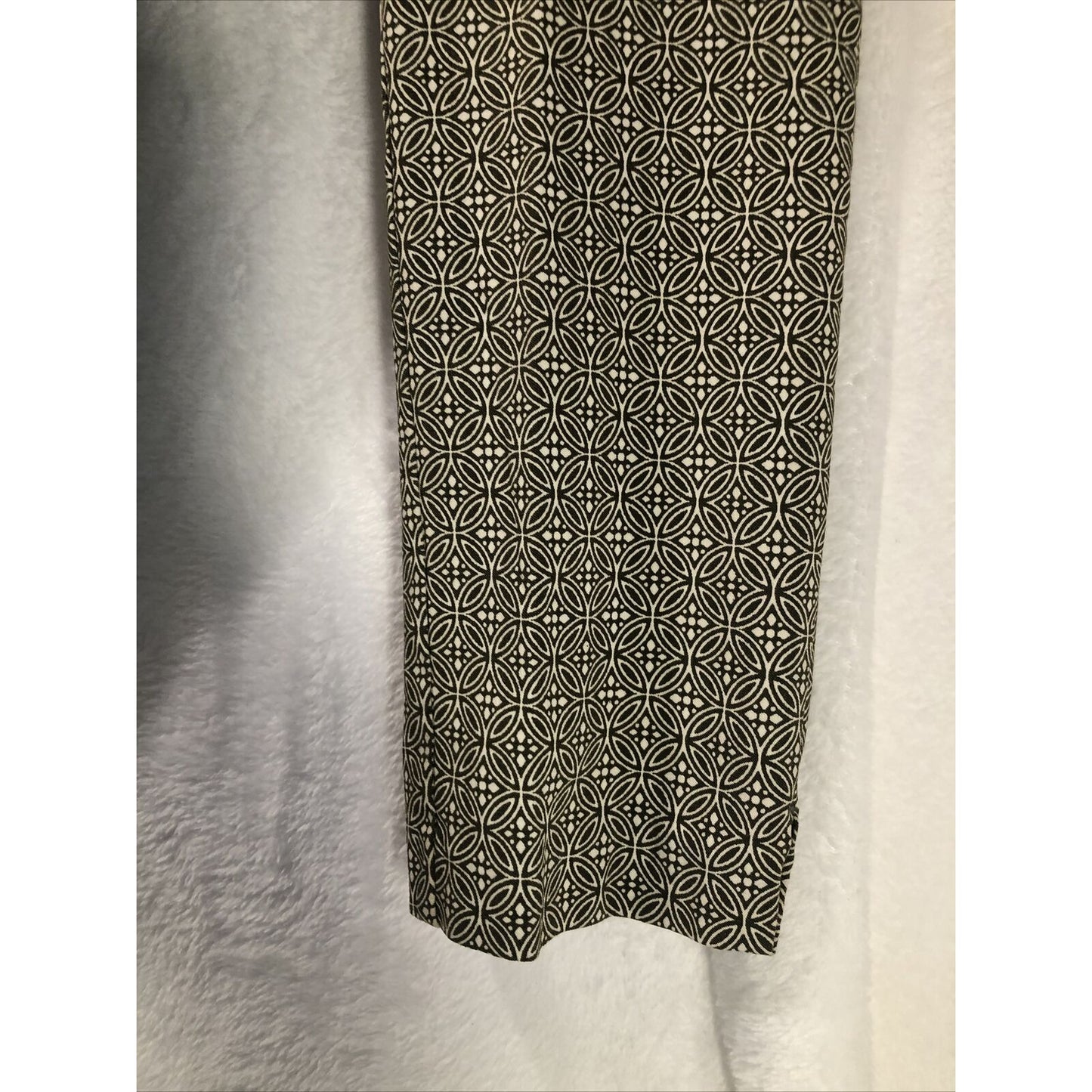 RozAli Woman’s Dress Pants Size 4