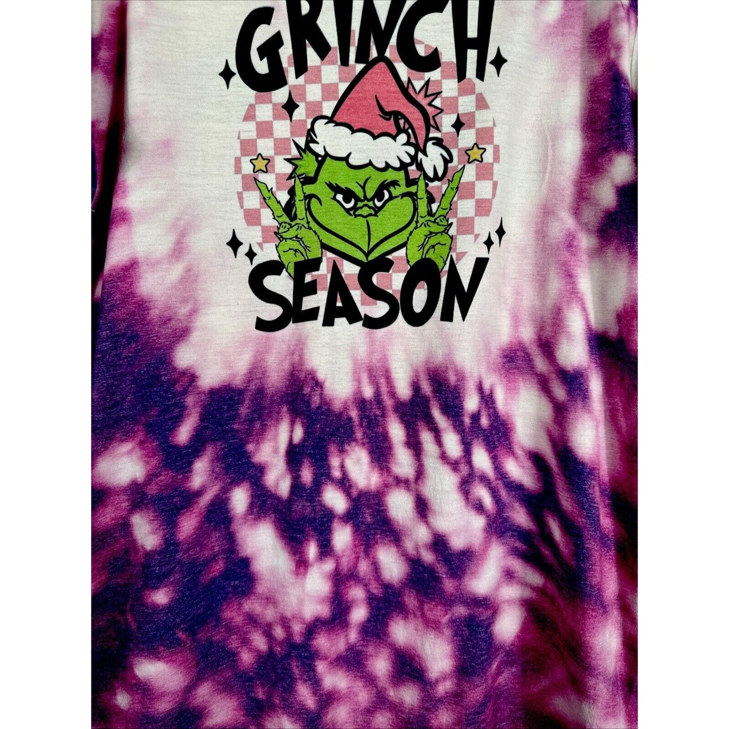 Women’s T-shirt L The Grinch Season Iced Bleached Purple Shirt