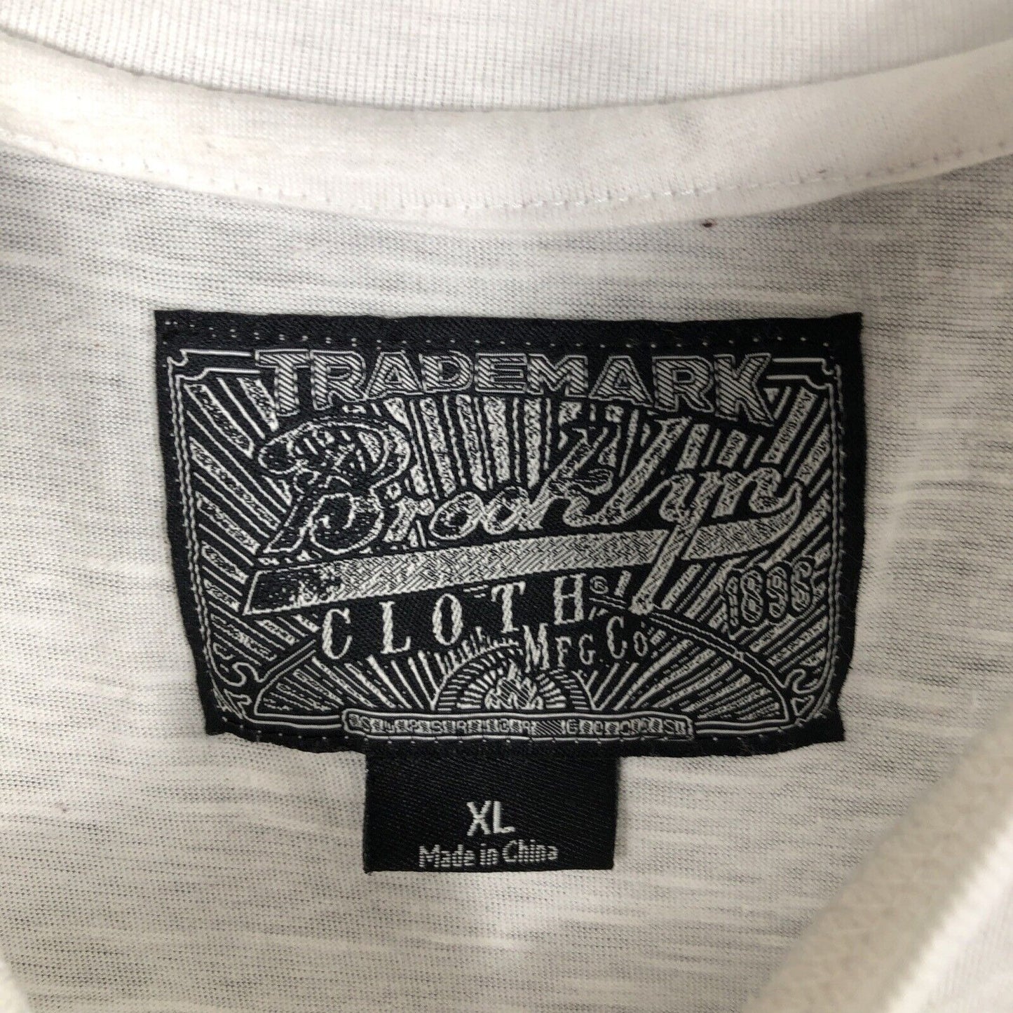 Trademark Brooklyn Men's Shirt Two Tone Pocket Tee Size X Large