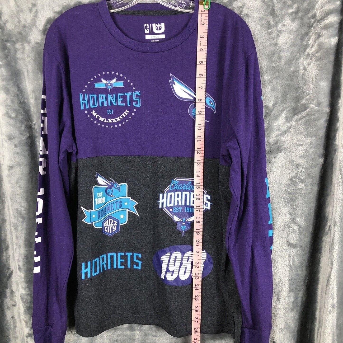 Charlotte Hornets Shirt Woman's Size Large Long Sleeve