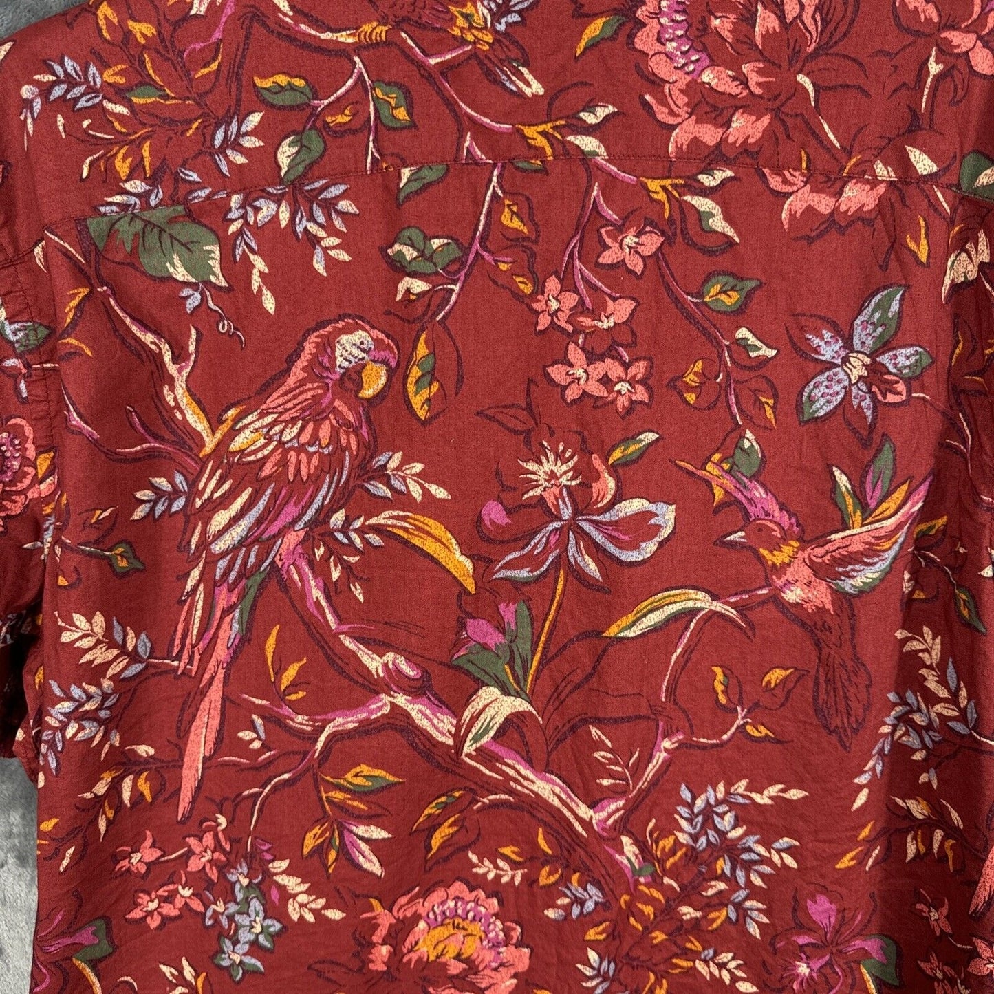 MENS AE AMERICAN EAGLE HAWAIIN TROPICAL SHIRT L ARGE COTTON BUTTON DOWN RED