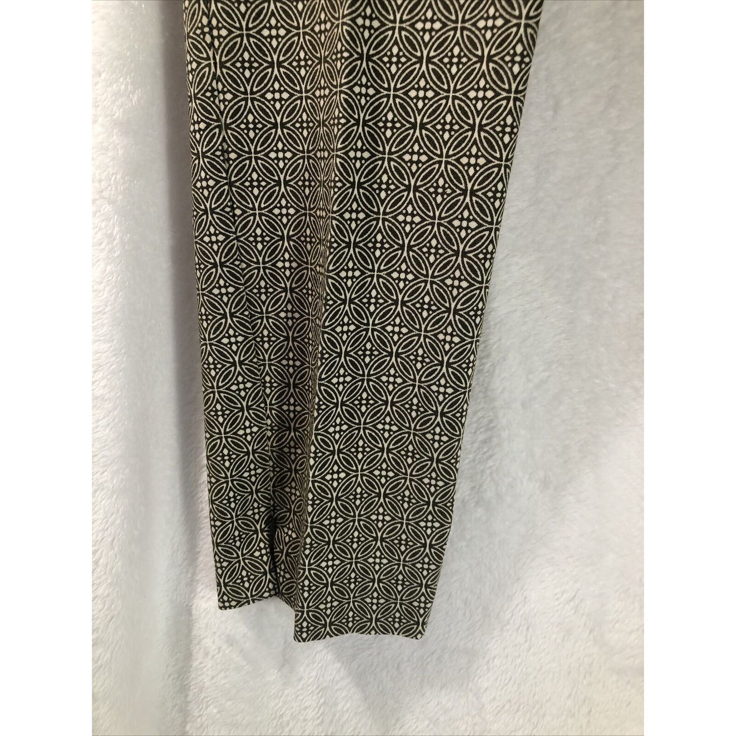 RozAli Woman’s Dress Pants Size 4