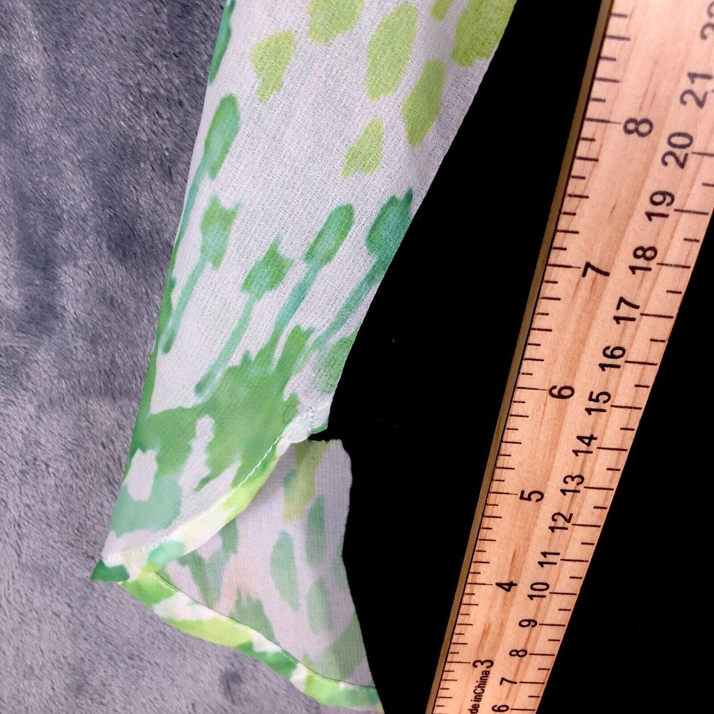 Crazy Wrap Thing Women’s It Works Tank Top Size Large Black And Green Bling