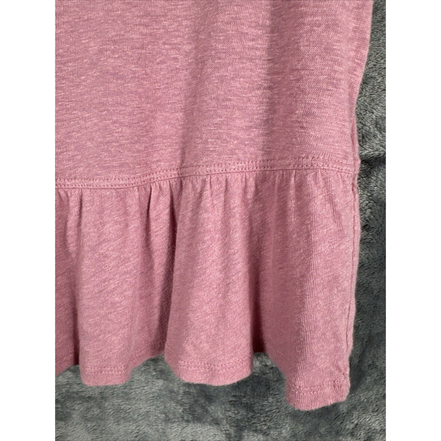 Abercrombie and finch women’s tank top extra small plum ruffled bottom and back