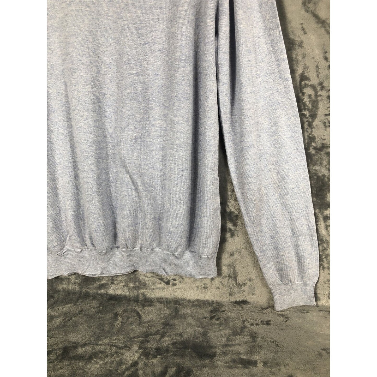 H&M Men’s Sweater Pull Over V-Neck Light Blue Long Sleeves Adult Large