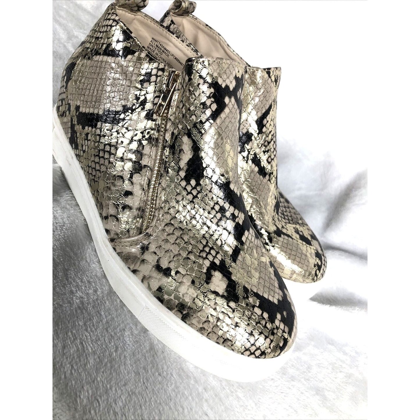 Faux Snake Skin Women’s Shoes Metallic Time And True 2 Zippers Size 9 1/2