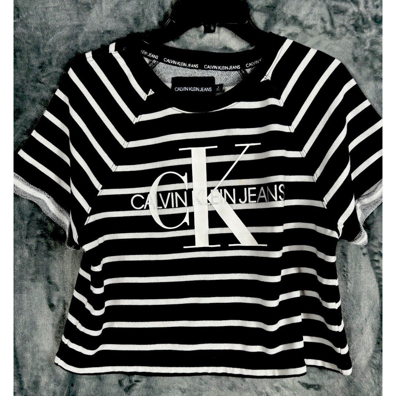 Calvin klein T Shirt Crop Tops Black/White Medium