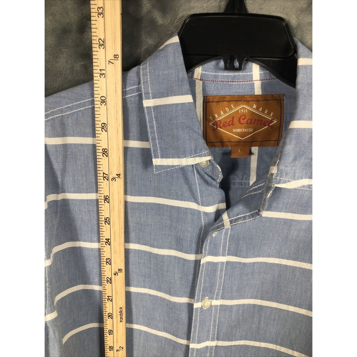 Red Camel Shirt Men’s Button Down Blue Adult Size Large Long Sleeves