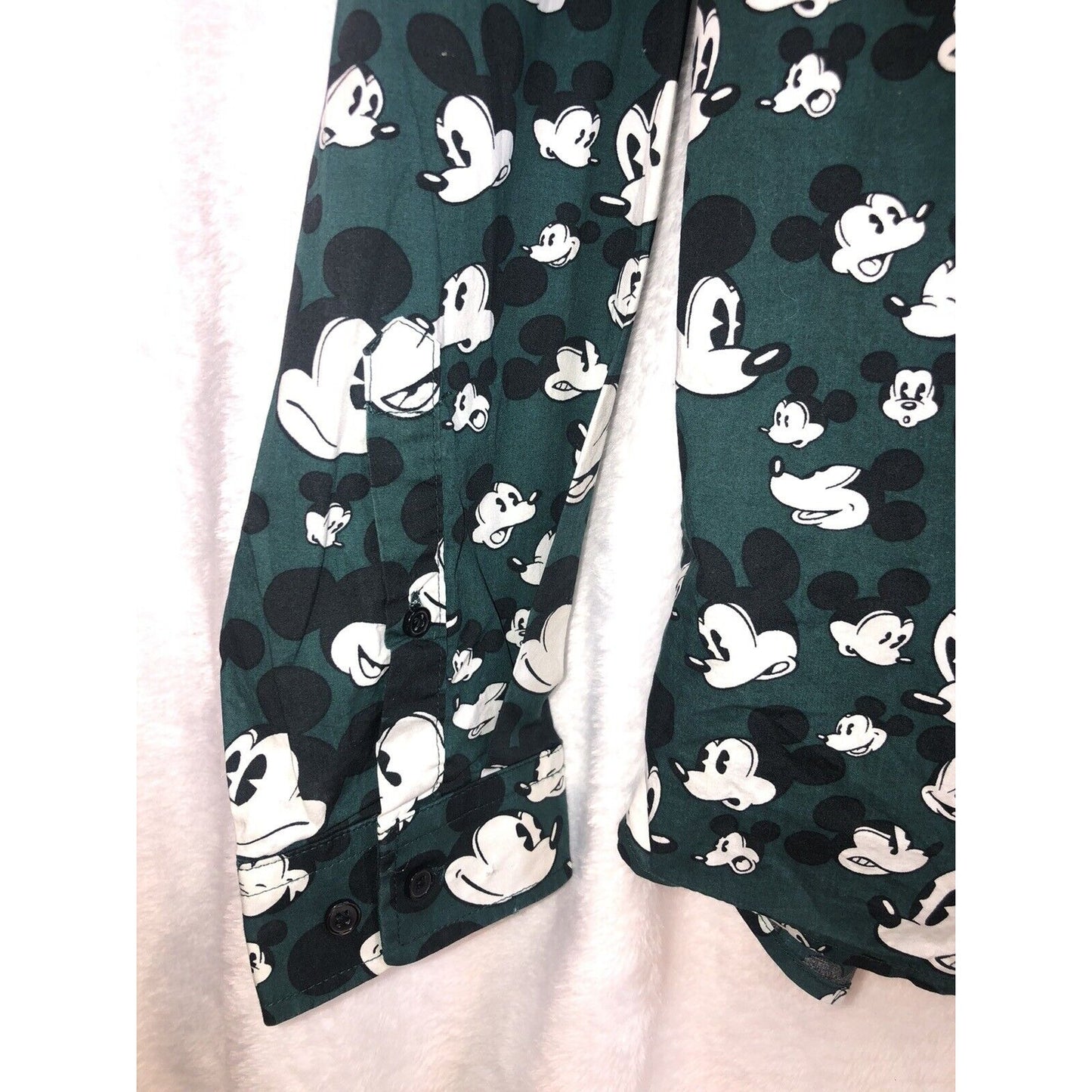 H&M Disney Men's Micky Mouse Button Up Resort Shirt Large Multicolor