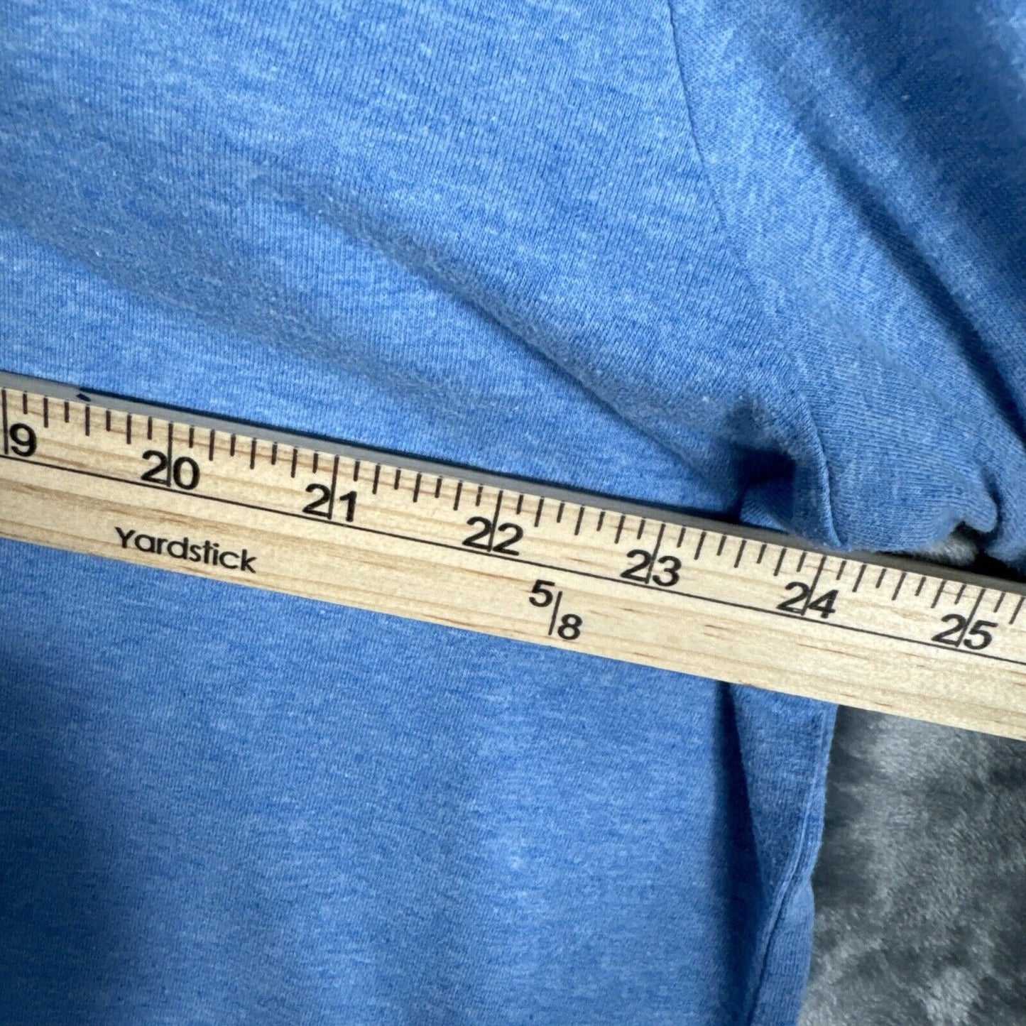 Old Navy Classic Unisex Blue T-Shirt V-Neck Two Extra Large Shirt