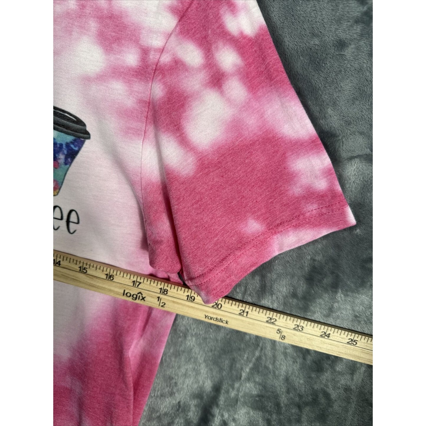 Glidden Shirt Peace Love And Coffee Women’s T-Shirt Pink Hippie Vibes Medium Top