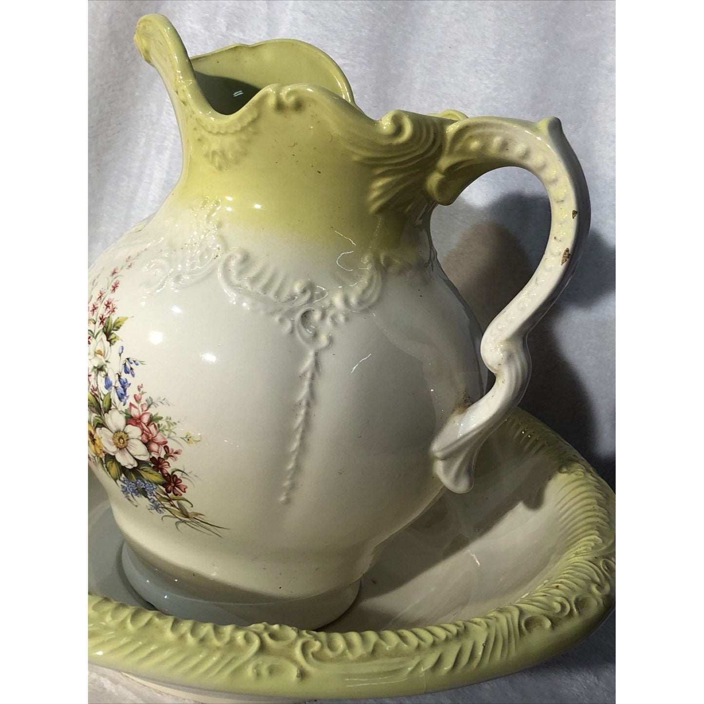 3 Piece Matching Bowl & Pitcher Set