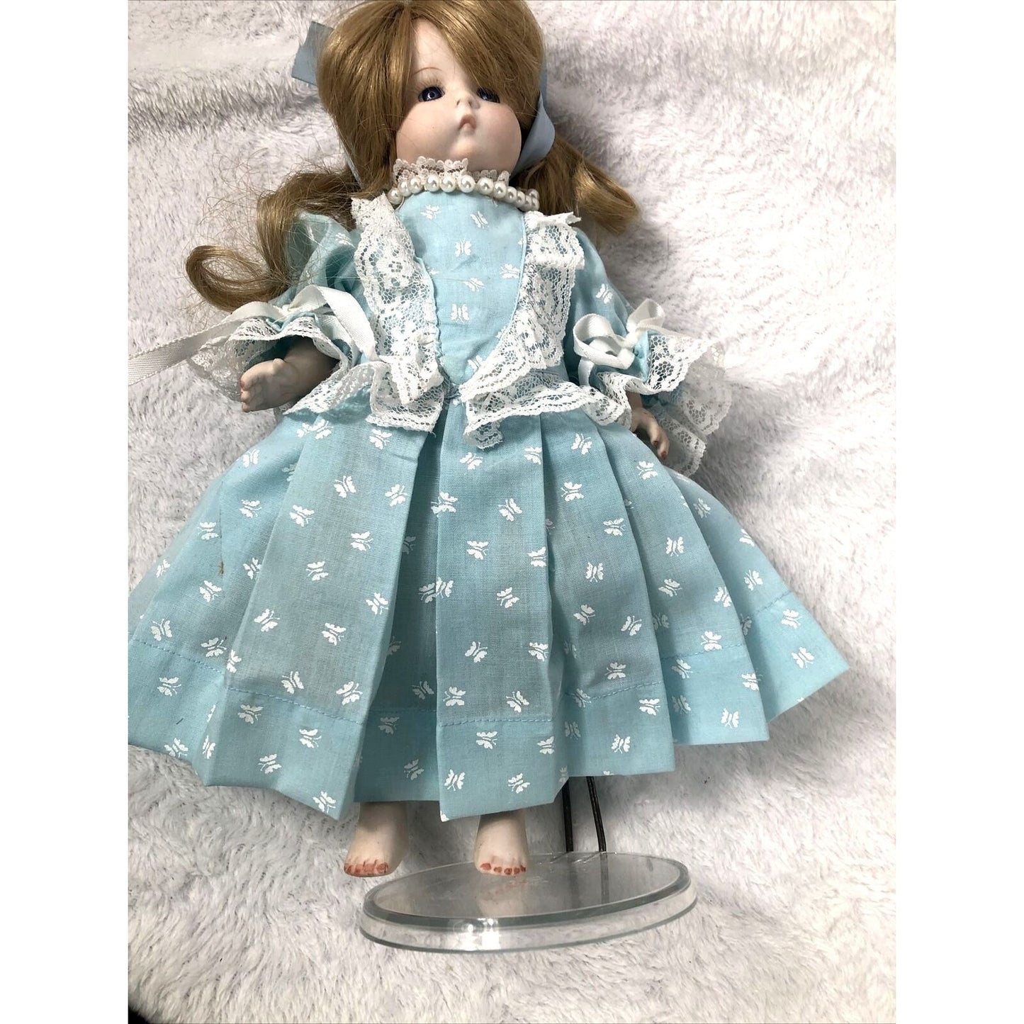 Vintage Bobble Head Porcelain Doll / Stand