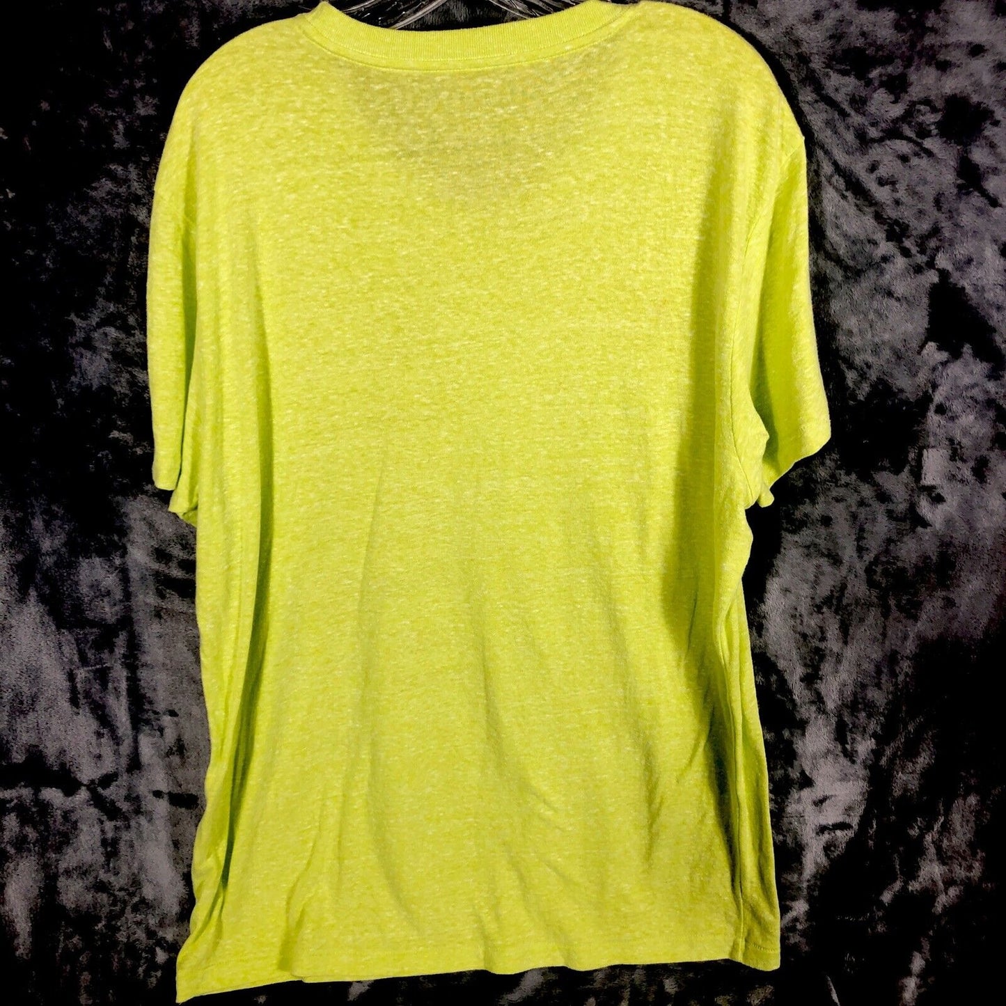 AéRopostale Men’s T Shirt Extra-Large Yellow/Black Shirt