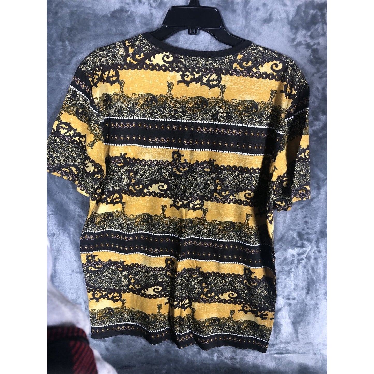 21 Men Black/Gold Shirt Adult Size Large New Tee Shirt Top