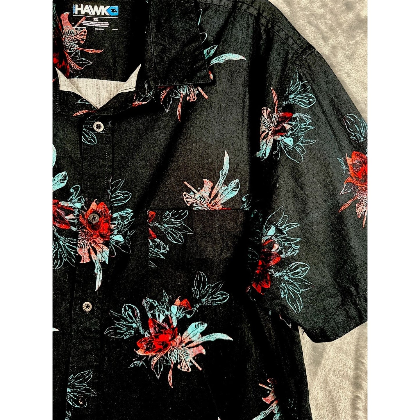 Tony Hawk Men’s Floral Hawaiian Shirt Button Up Black