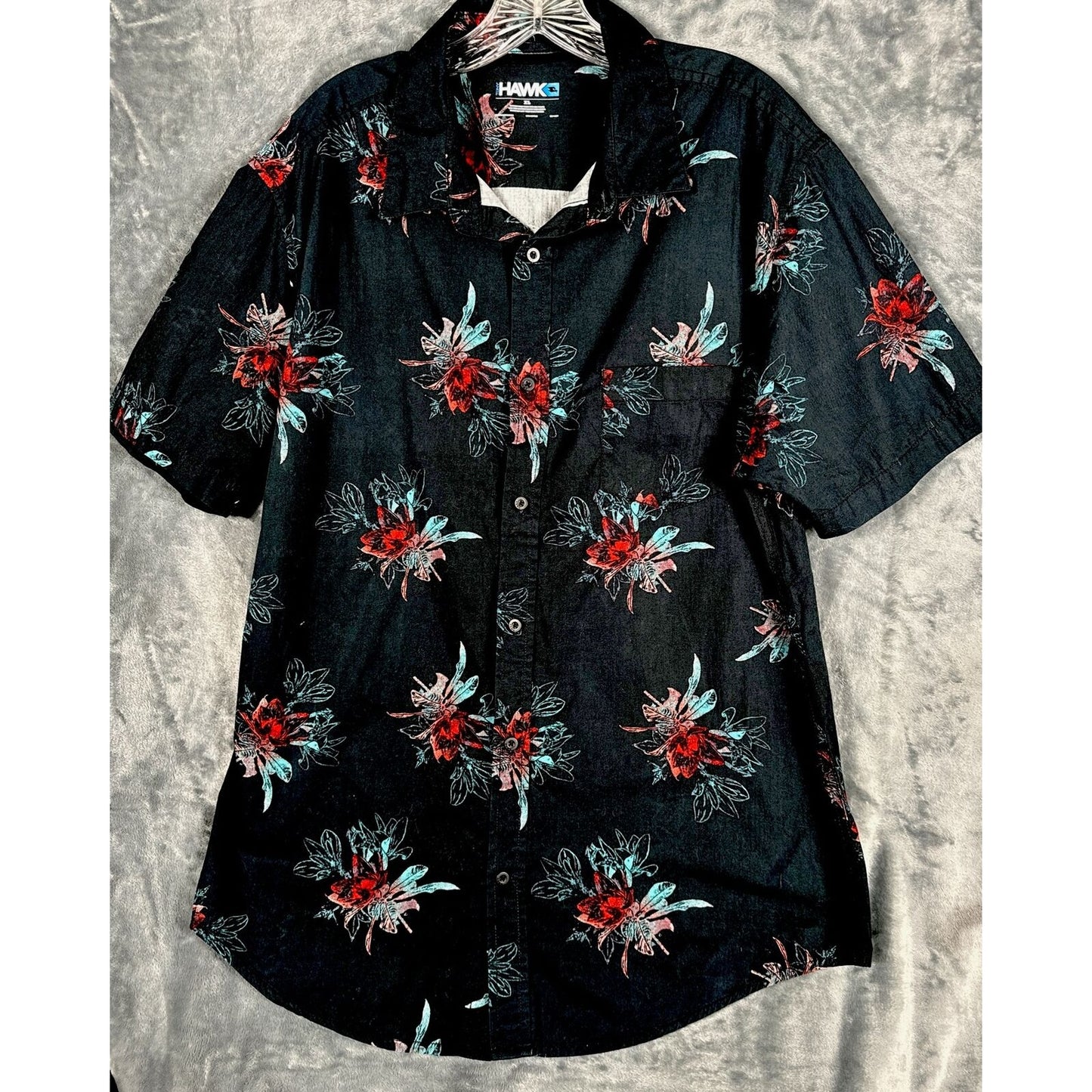 Tony Hawk Men’s Floral Hawaiian Shirt Button Up Black