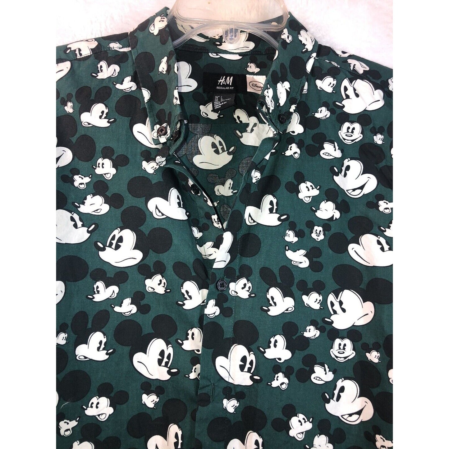 H&M Disney Men's Micky Mouse Button Up Resort Shirt Large Multicolor