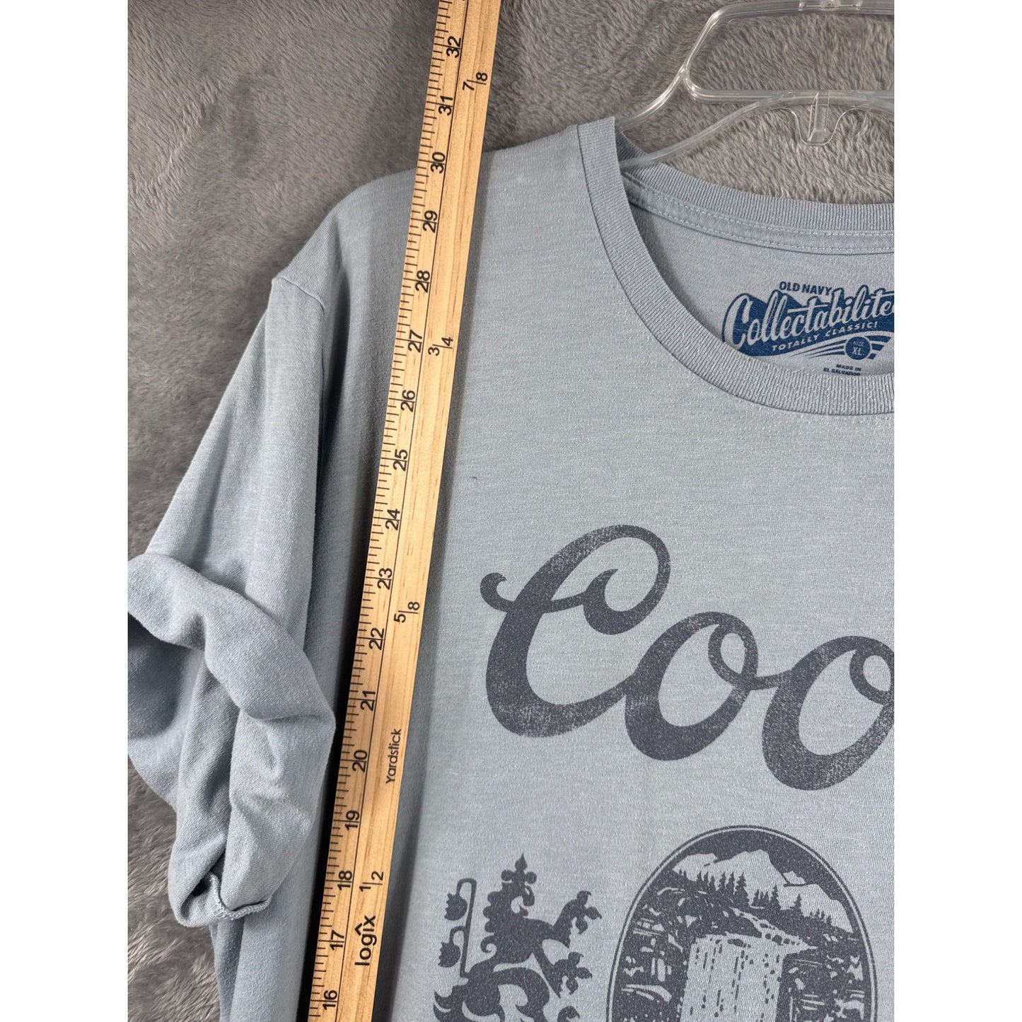Old Navy Collectabilitees Coors Banquet Graphic Tee Shirt XL Light Blue Cotton Blend
