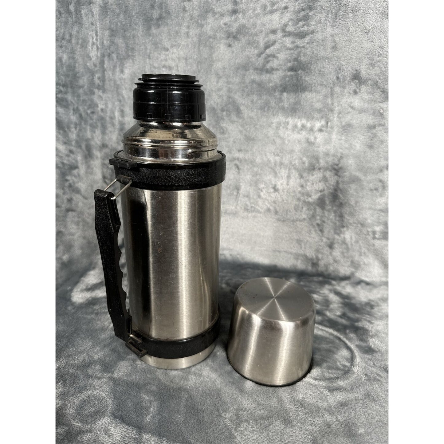 Thermos Black & Silver Vacuum Insulated Flask 1 Liter Stopper Vintage