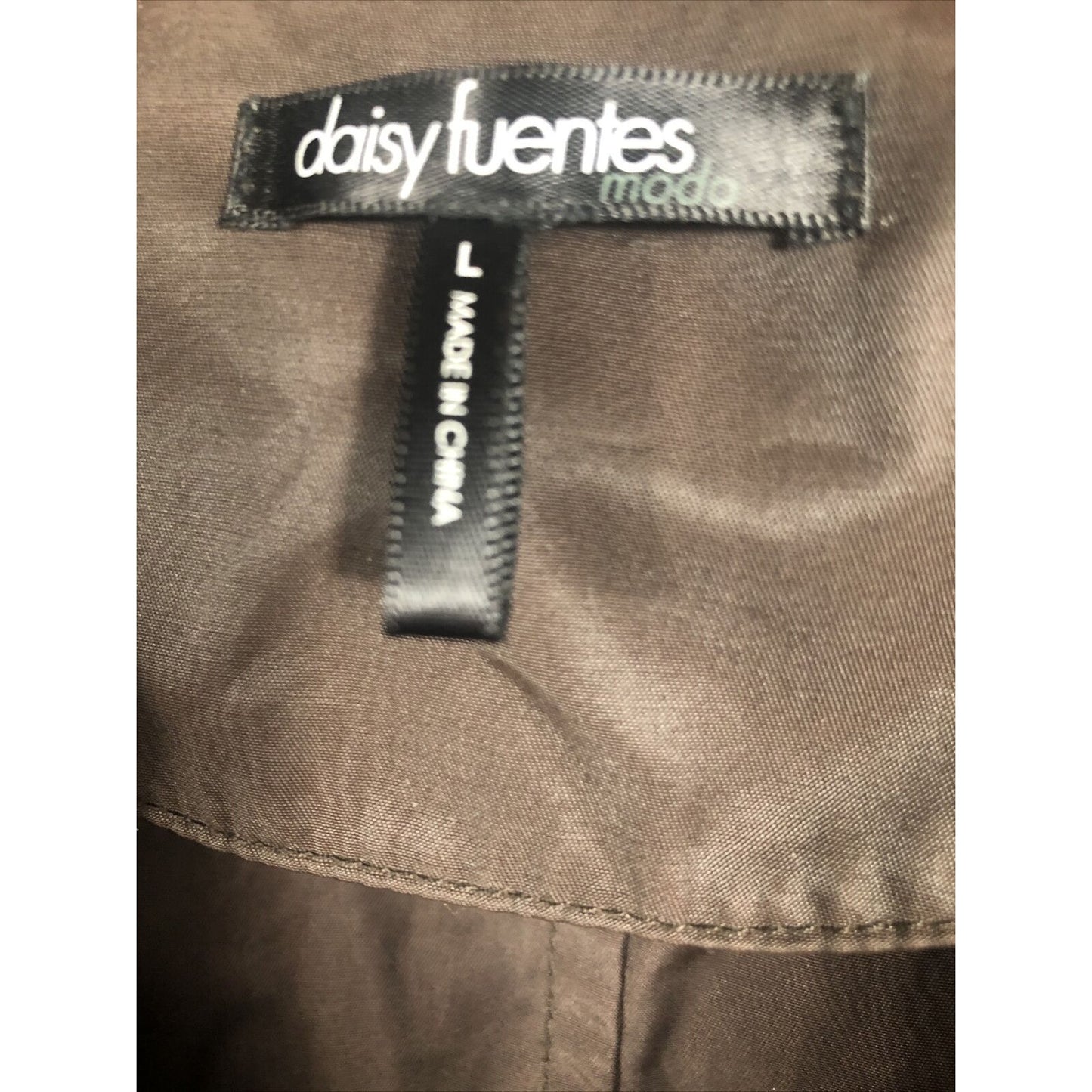 Daisy Fuentes 2 Button Woman’s Belted Wind Breaker Jacket Large Brown