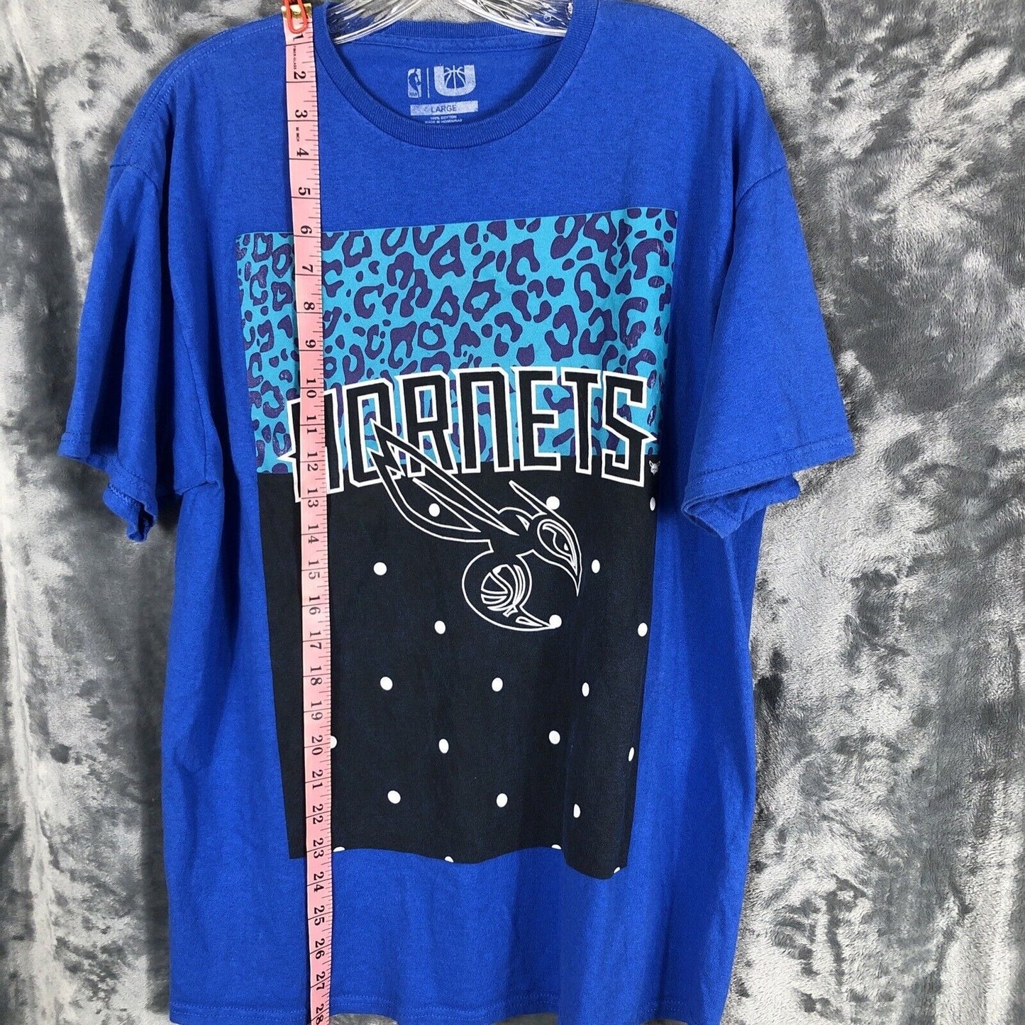 Charlotte Hornets Shirt Men's Size Large Unisex