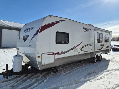 2012 KEYSTONE HORNET HIDEOUT PLATINUM CAMPER TRAILER 31RLDS