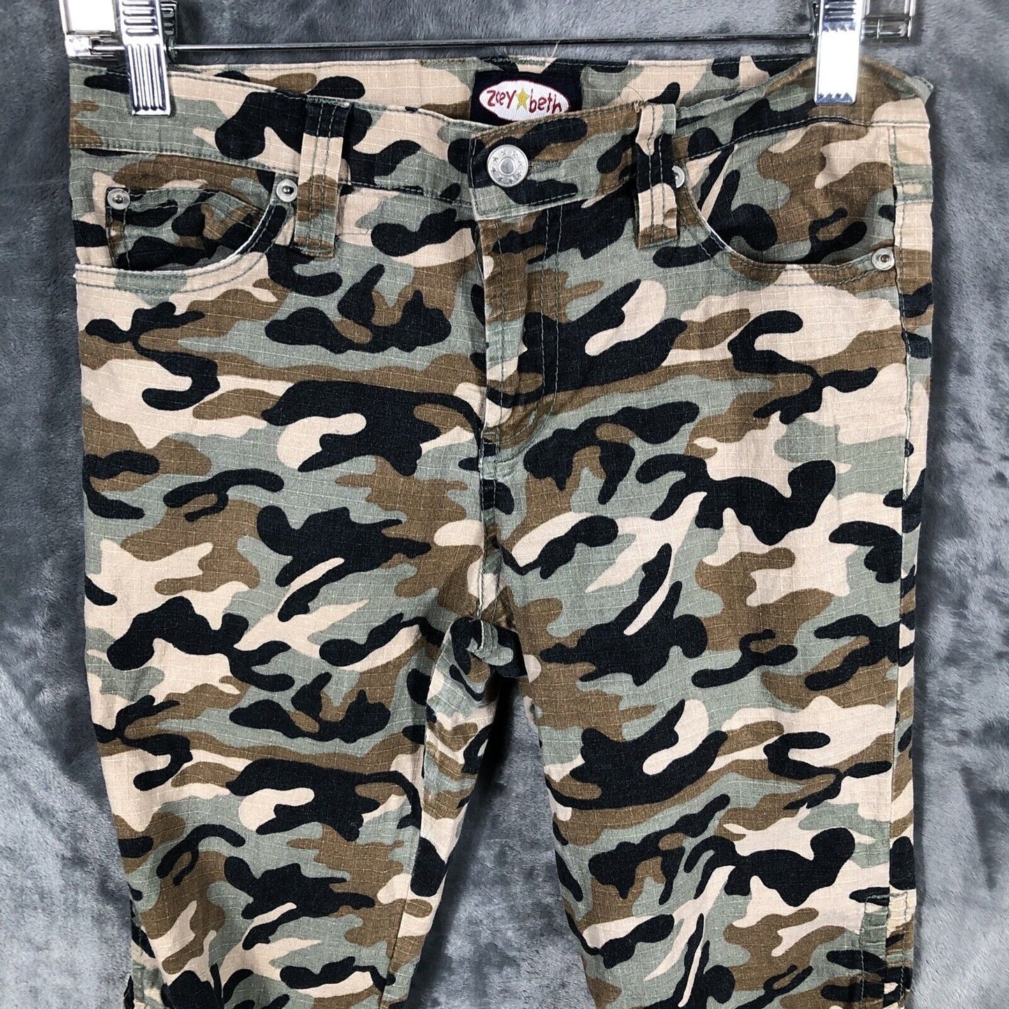 Zoey Beth Shorts Girls 9 Camouflage￼ Bermuda Pants